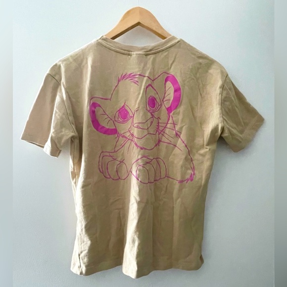 ZARA Disney Classics The Lion King Cotton T-shirt
- Size Medium - Picture 1 of 6